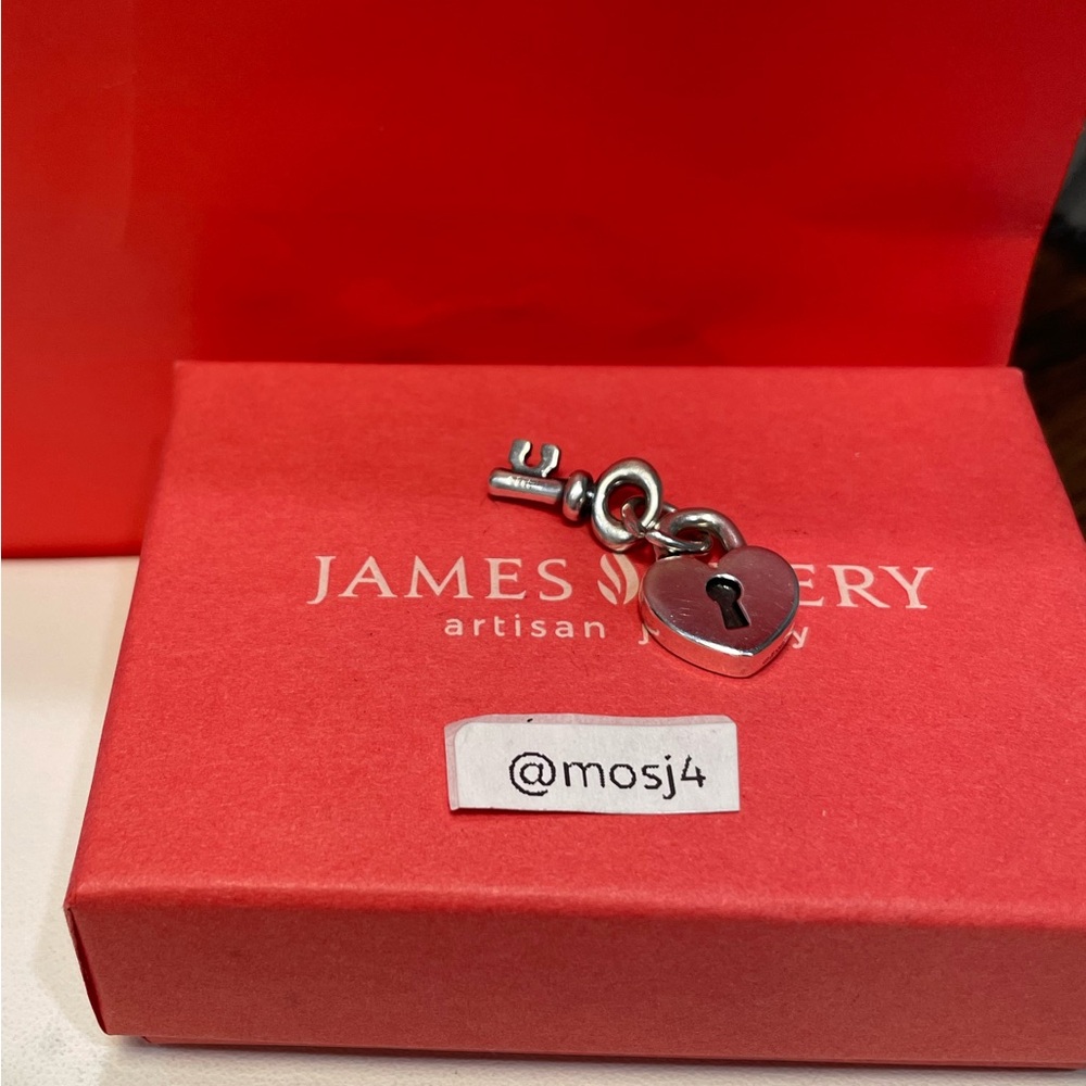 James Avery My Heart is Yours Charm - Picture 2 of 3